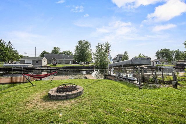 7711 BOOM BAY HEIGHTS ROAD, Larsen, WI 54947