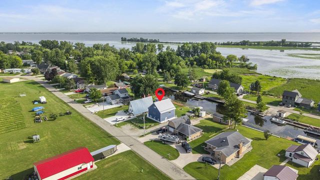 7711 BOOM BAY HEIGHTS ROAD, Larsen, WI 54947