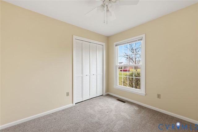 1534 Mount Pleasant Dr, Colonial Heights, VA 23834