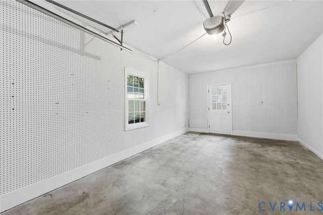 1534 Mount Pleasant Dr, Colonial Heights, VA 23834