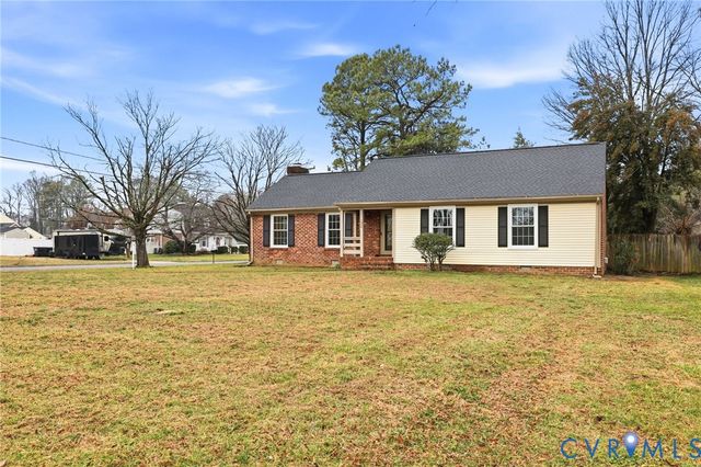 1534 Mount Pleasant Dr, Colonial Heights, VA 23834