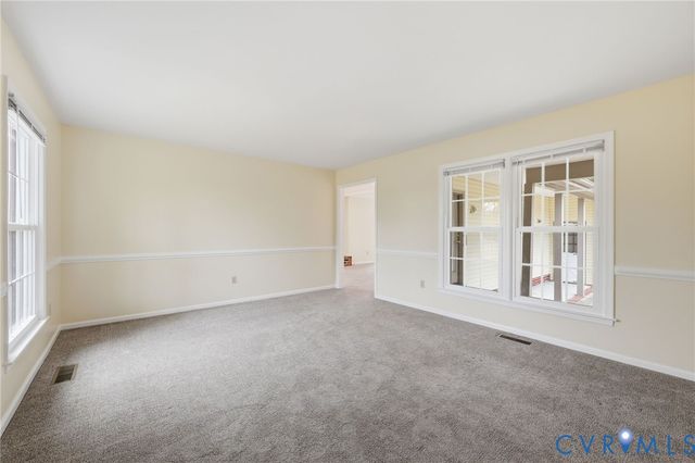 1534 Mount Pleasant Dr, Colonial Heights, VA 23834