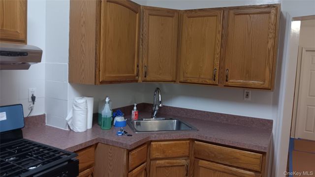 1811 Wallace Avenue, Bronx, NY 10462