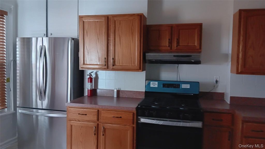 1811 Wallace Avenue, Bronx, NY 10462