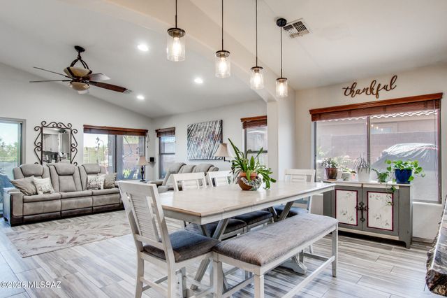 17143 S Golden Sunrise Place, Vail, AZ 85641