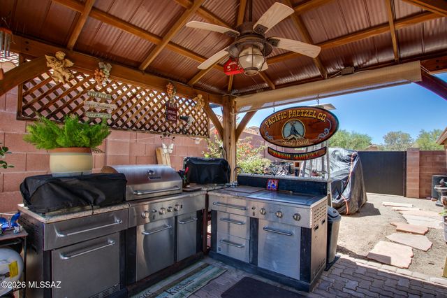 17143 S Golden Sunrise Place, Vail, AZ 85641