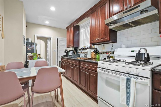 85-29 123rd Street, Kew Gardens, NY 11415