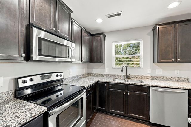 504 Southwick Place, Mebane, NC 27302