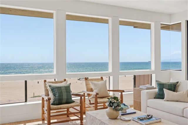 2516 The Strand, Manhattan Beach, CA 90266