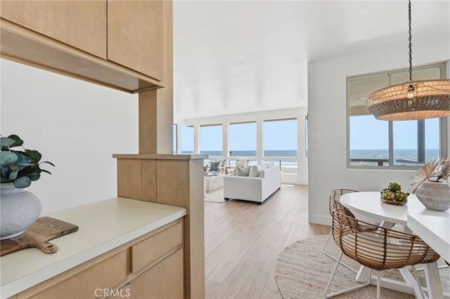 2516 The Strand, Manhattan Beach, CA 90266