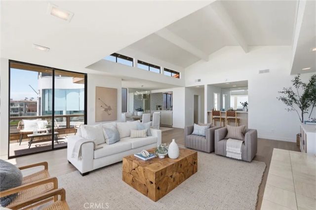 2516 The Strand, Manhattan Beach, CA 90266