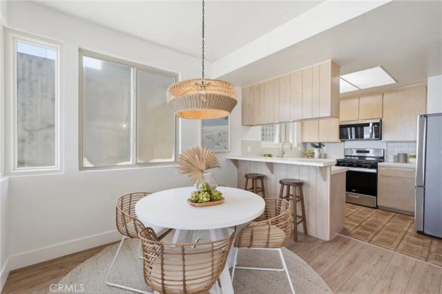 2516 The Strand, Manhattan Beach, CA 90266