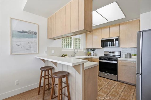 2516 The Strand, Manhattan Beach, CA 90266