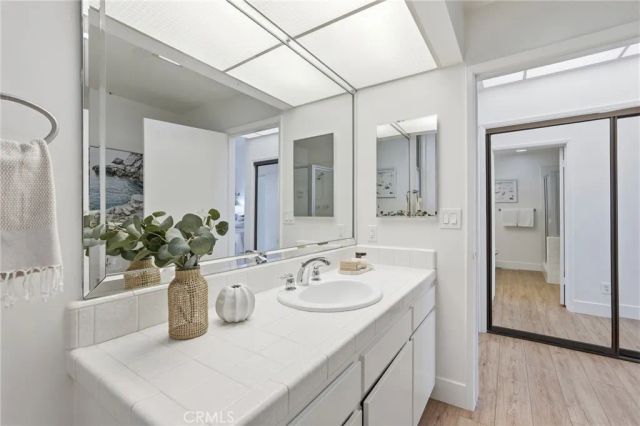 2516 The Strand, Manhattan Beach, CA 90266
