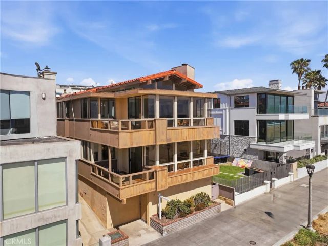 2516 The Strand, Manhattan Beach, CA 90266
