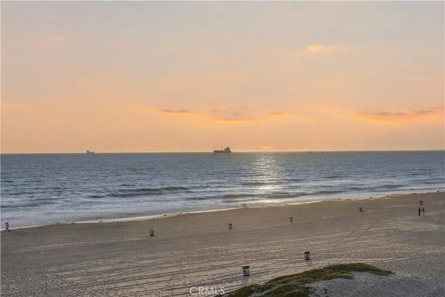 2516 The Strand, Manhattan Beach, CA 90266