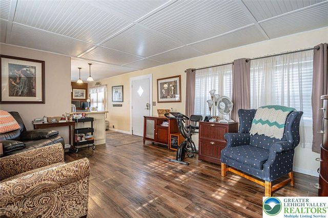 3465 Wolf Pack Drive 162, South Whitehall Twp, PA 18069