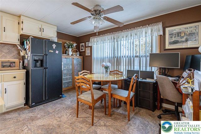 3465 Wolf Pack Drive 162, South Whitehall Twp, PA 18069