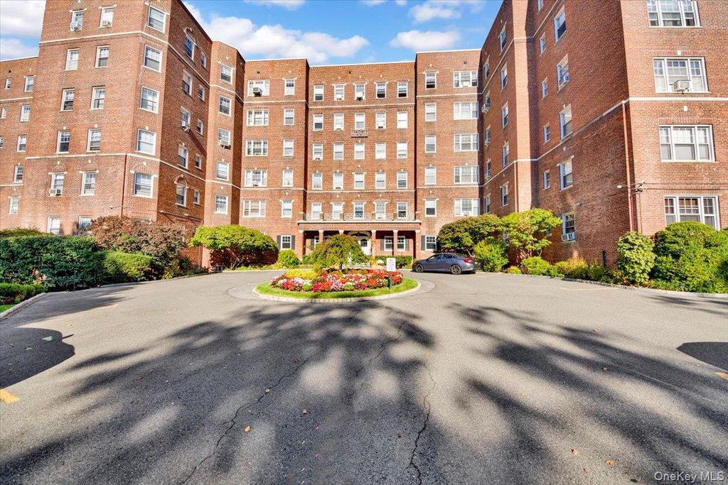 50 N Broadway 1L, White Plains, NY 10603