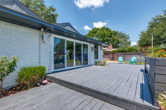 6556 Highgate Lane, Dallas, TX 75214