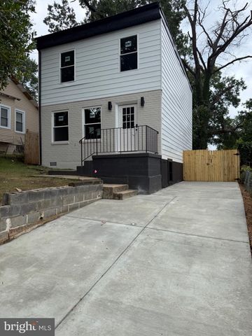 5707 DAVEY ST, Capitol Heights, MD 20743
