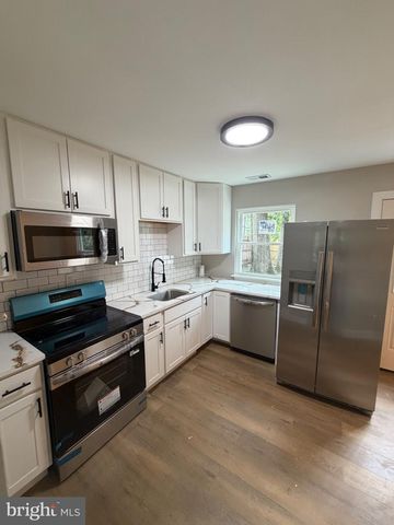 5707 DAVEY ST, Capitol Heights, MD 20743