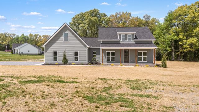 3776 Hollow Springs Rd, Bradyville, TN 37026