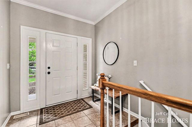 3573 Mill Point Drive Se, City Of Kentwood, MI 49512
