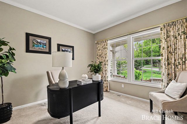 3573 Mill Point Drive Se, City Of Kentwood, MI 49512