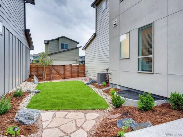 9761 Taylor River Cir, Littleton, CO 80125