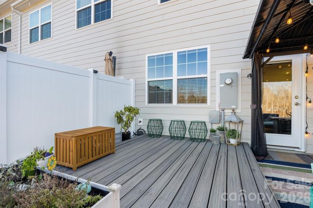 5024 Moss Pine Way, Tega Cay, SC 29708