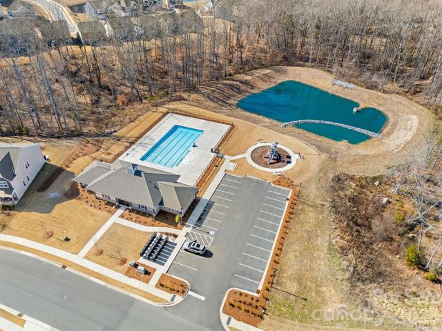 5024 Moss Pine Way, Tega Cay, SC 29708