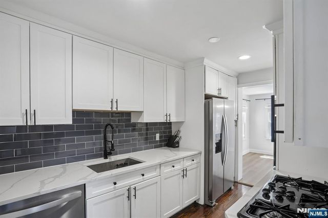 54 Allan Drive, North Arlington, NJ 07031