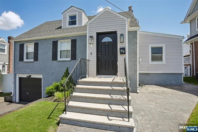 54 Allan Drive, North Arlington, NJ 07031