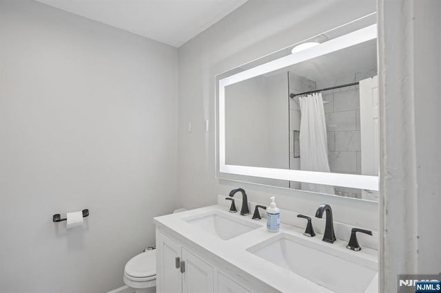54 Allan Drive, North Arlington, NJ 07031