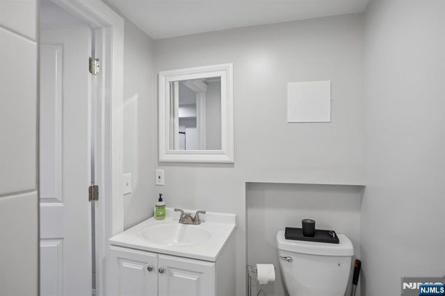 54 Allan Drive, North Arlington, NJ 07031