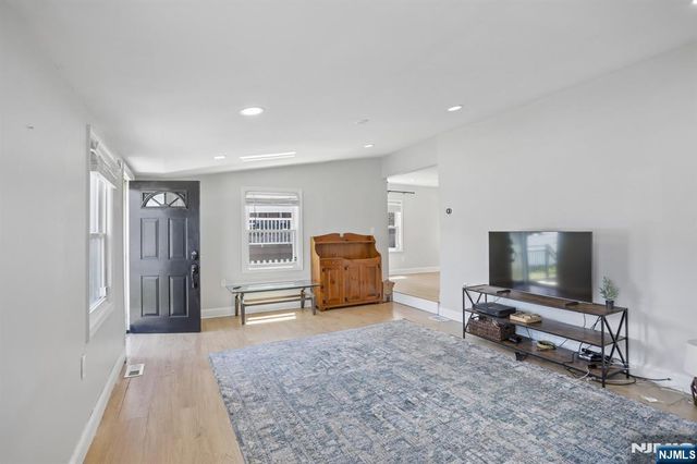 54 Allan Drive, North Arlington, NJ 07031