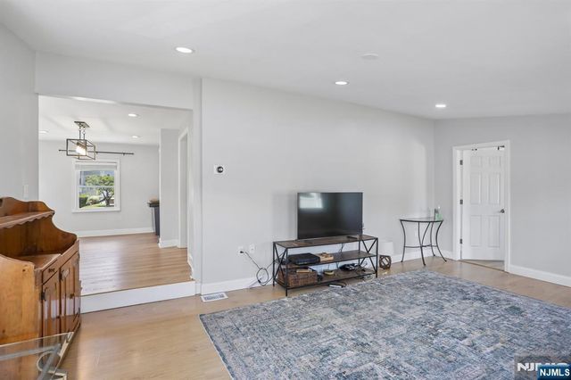 54 Allan Drive, North Arlington, NJ 07031