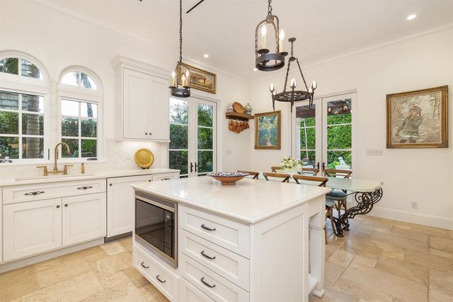 261 Seminole Avenue, Palm Beach, FL 33480