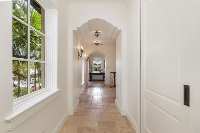 261 Seminole Avenue, Palm Beach, FL 33480