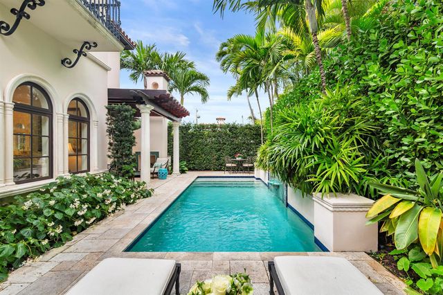 261 Seminole Avenue, Palm Beach, FL 33480