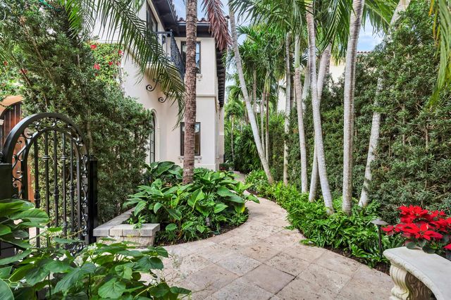 261 Seminole Avenue, Palm Beach, FL 33480