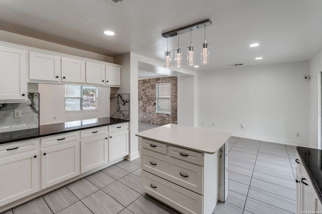 7231 Dwarf Palm, San Antonio, TX 78218