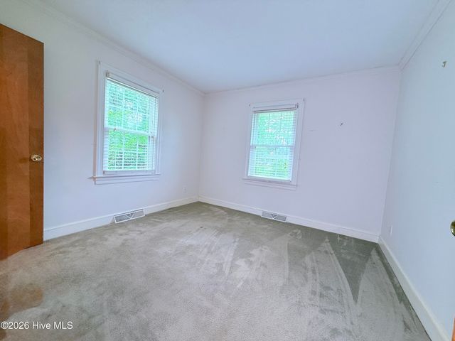 201 Forest Drive, La Grange, NC 28551