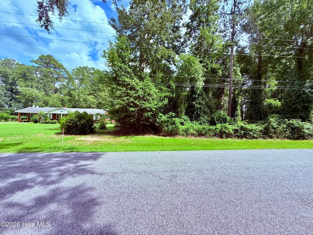 201 Forest Drive, La Grange, NC 28551