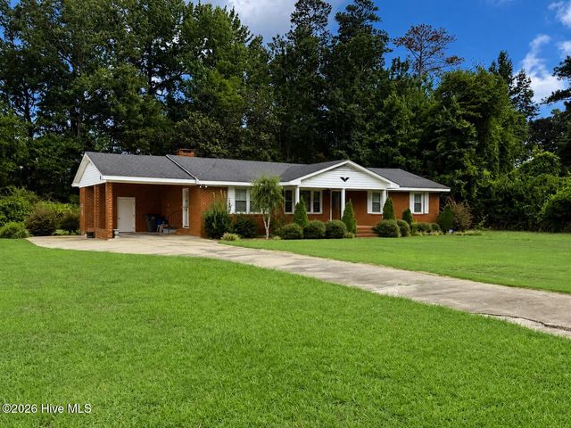 201 Forest Drive, La Grange, NC 28551