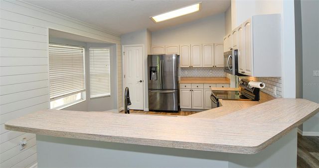 12525 PINE GLEN DRIVE, Leesburg, FL 34788