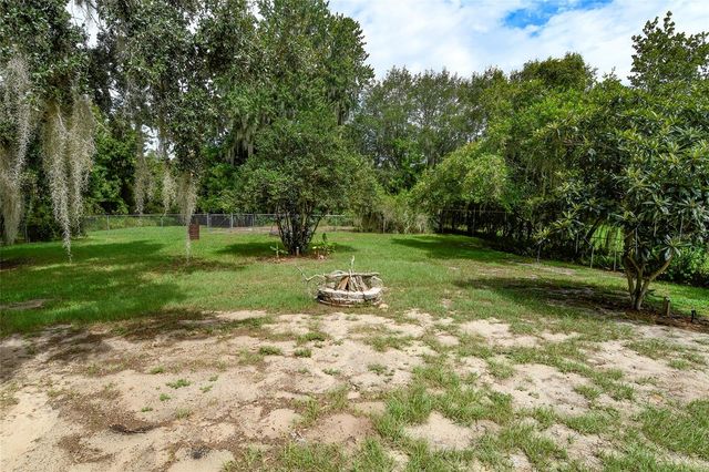 12525 PINE GLEN DRIVE, Leesburg, FL 34788