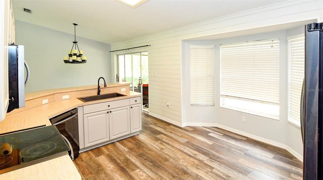 12525 PINE GLEN DRIVE, Leesburg, FL 34788