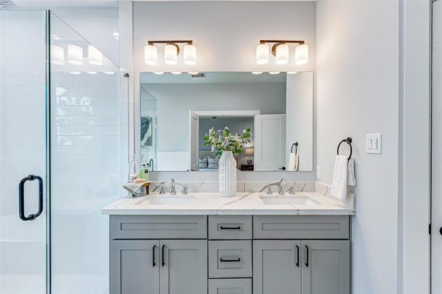 1844 W Tidwell Road, Houston, TX 77091